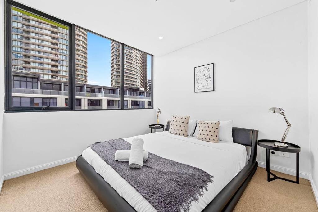 Four Bedroom Apartment With Facilities In Olympic Park Sydney Esterno foto
